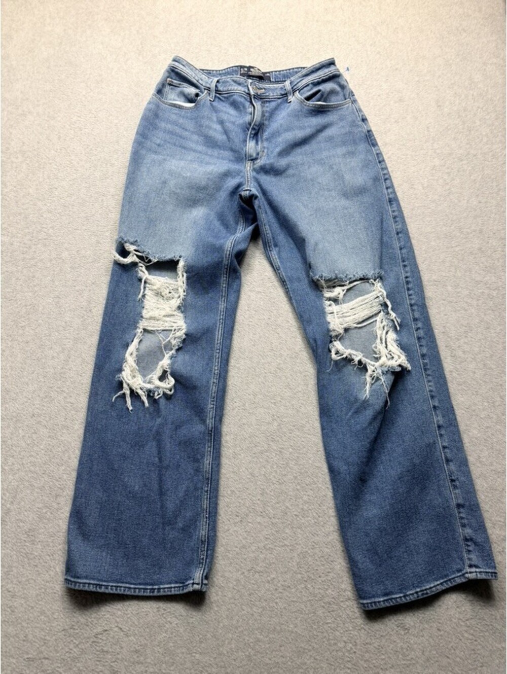 Hollister Ultra High Rise Dad Jeans Women 10L W30 Blue Distressed Ripped Stretch - Picture 1 of 9